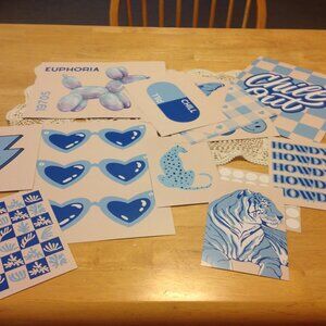 Wall art bundle, 70's style prints and collage cards